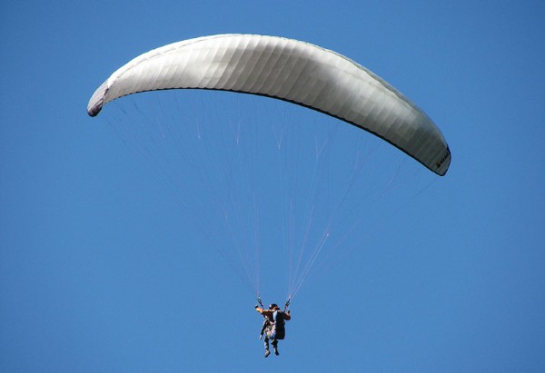 Paragliding; by SNappa2006 | Flickr